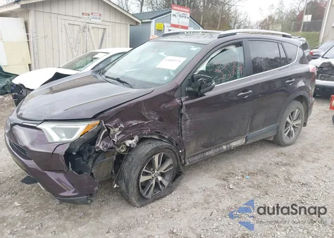 2017 Toyota Rav4 Xle z USA, uszkodzony, nr VIN 2T3RFREVXHW547010